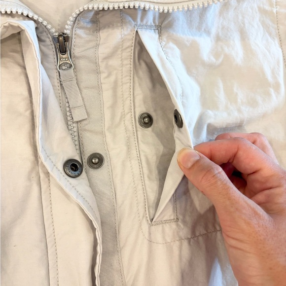 Eddie Bauer Women's Gray Zip-Up Utility Vest Fisherman Core XL - Picture 8 of 12